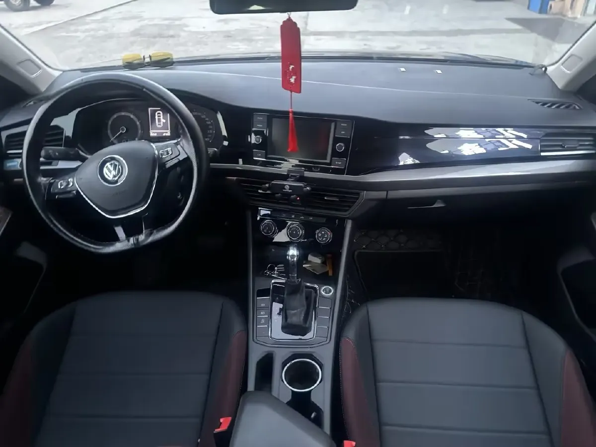2020 Volkswagen Bora 1.5L 113HP L4 6AT,autocango,china used car exporter,china ev exporter,chinese used car exporter,chinese used ev exporter