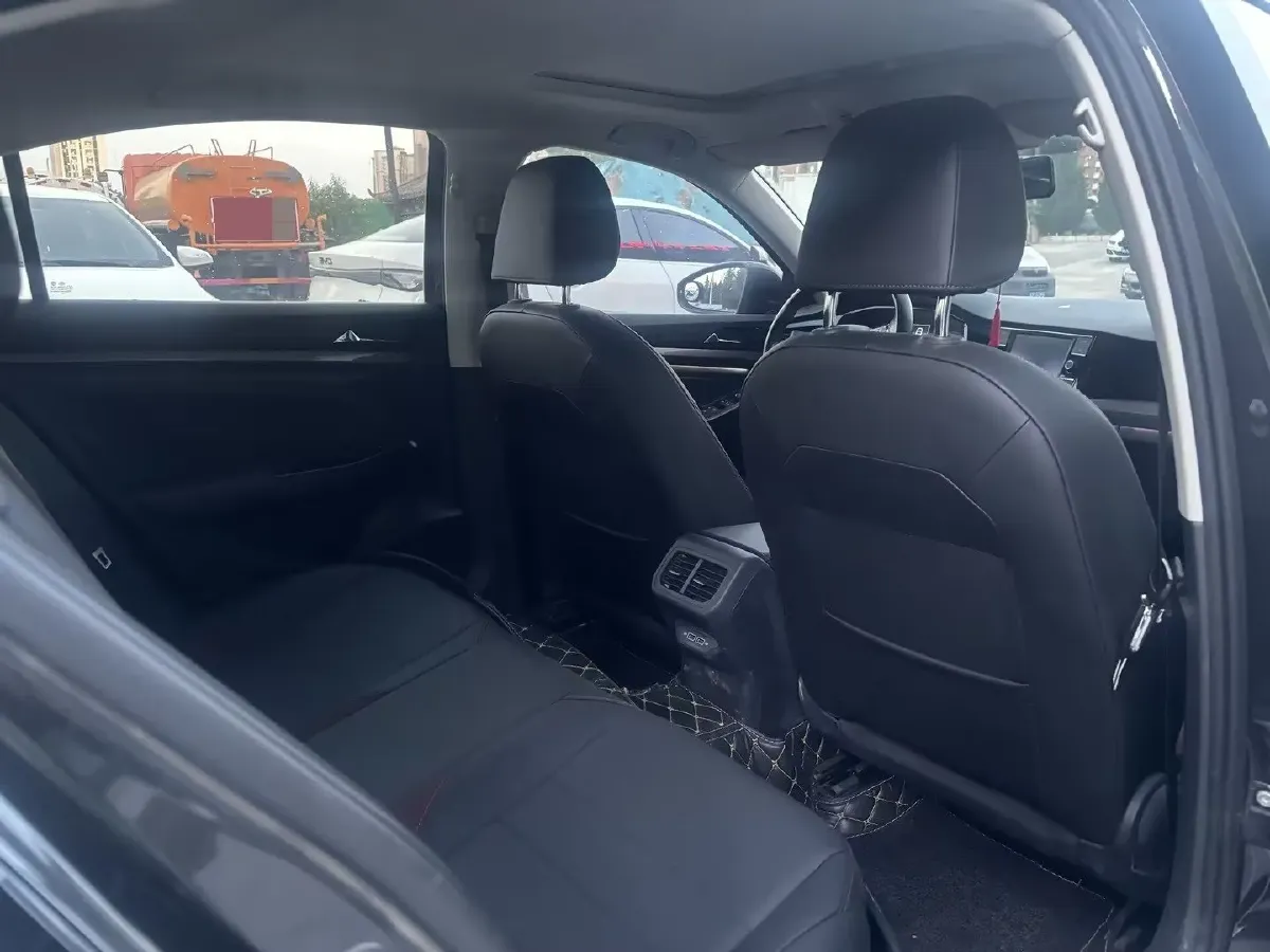 2020 Volkswagen Bora 1.5L 113HP L4 6AT,autocango,china used car exporter,china ev exporter,chinese used car exporter,chinese used ev exporter