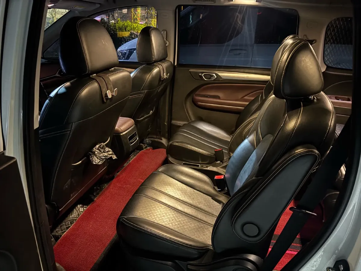 2021 GAC Trumpchi M6 1.5T 169HP L4 7DCT,autocango,china used car exporter,china ev exporter,chinese used car exporter,chinese used ev exporter