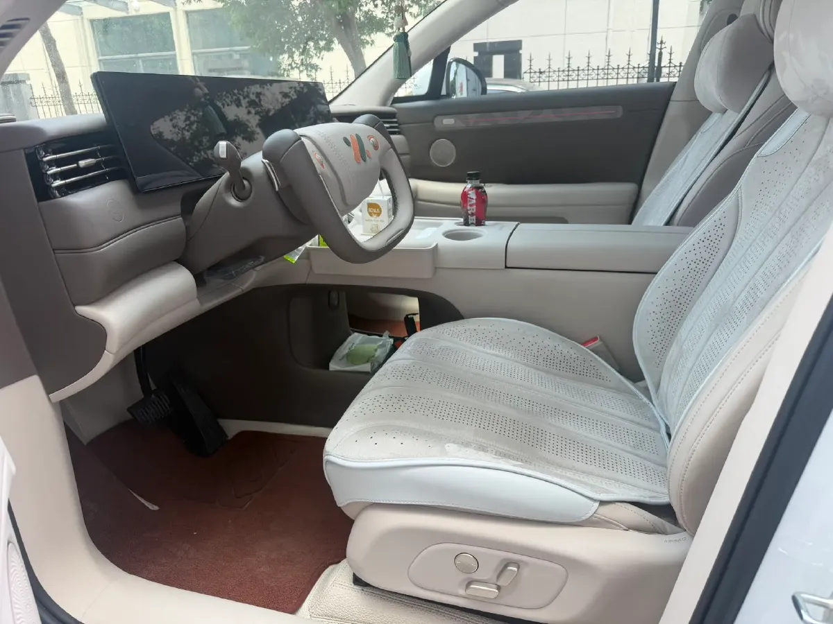2026 IM LS6 REEV 155HP REEV,autocango,china used car exporter,china ev exporter,chinese used car exporter,chinese used ev exporter