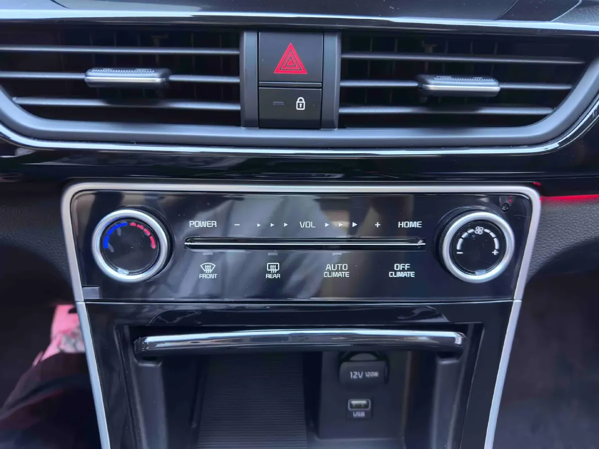 2023 Kia Seltos 1.5L 115HP L4 CVT,autocango,china used car exporter,china ev exporter,chinese used car exporter,chinese used ev exporter