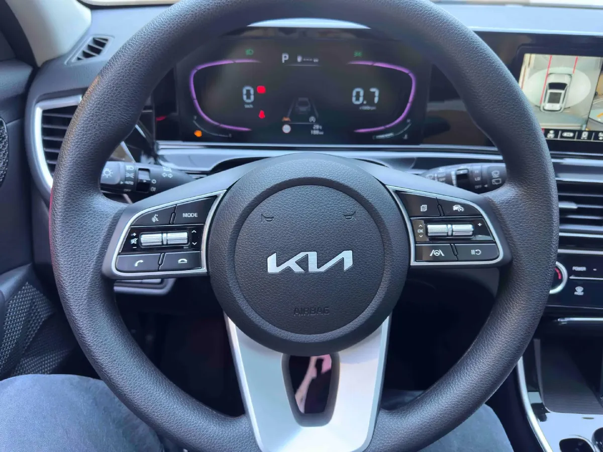 2023 Kia Seltos 1.5L 115HP L4 CVT,autocango,china used car exporter,china ev exporter,chinese used car exporter,chinese used ev exporter