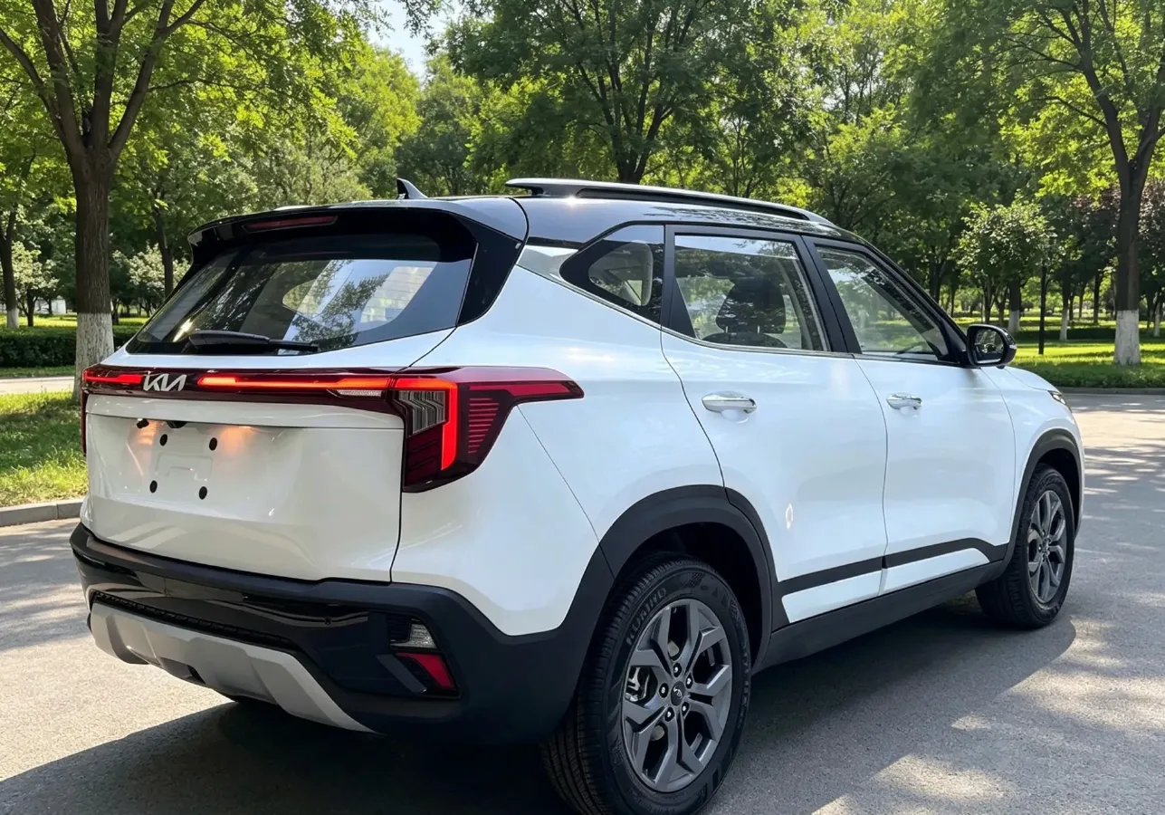 2023 Kia Seltos 1.5L 115HP L4 CVT,autocango,china used car exporter,china ev exporter,chinese used car exporter,chinese used ev exporter