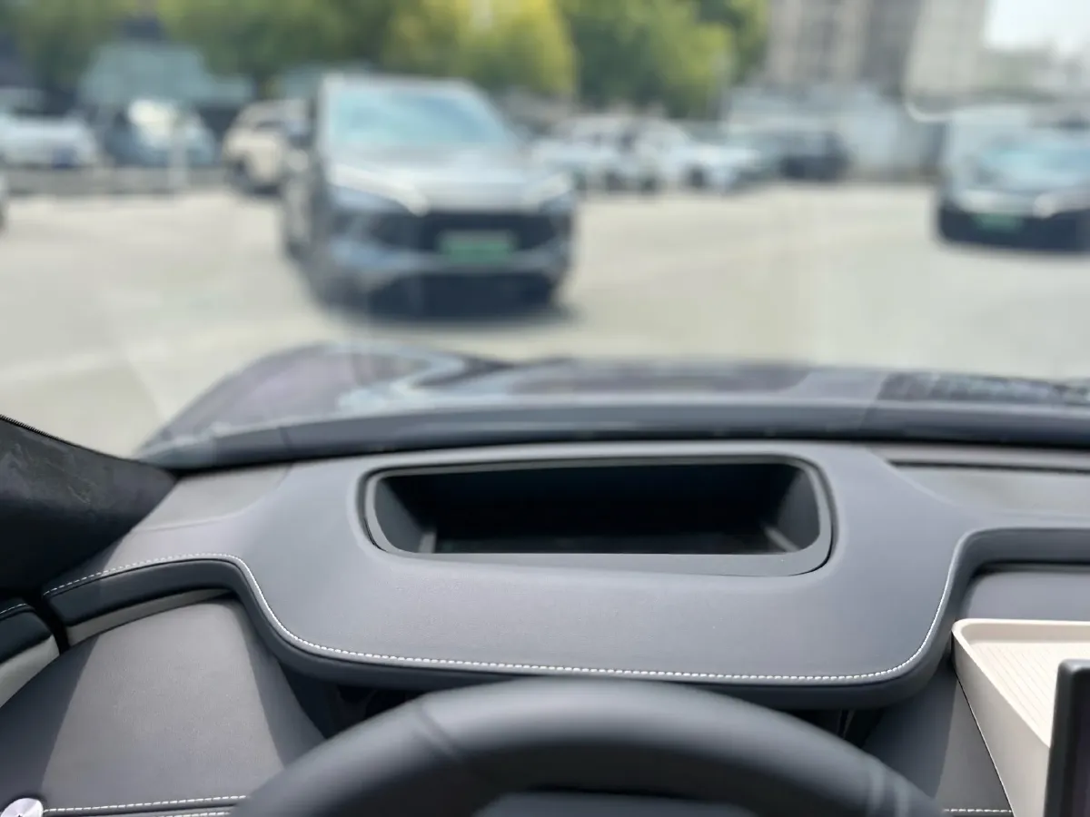 2024 MI SU7 BEV 101KWH,autocango,china used car exporter,china ev exporter,chinese used car exporter,chinese used ev exporter