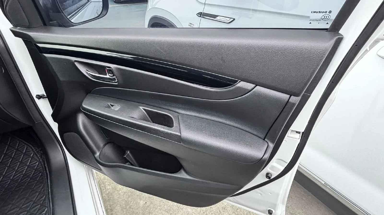 2018 Suzuki Alivio 1.6L 122HP L4 6AT,autocango,china used car exporter,china ev exporter,chinese used car exporter,chinese used ev exporter