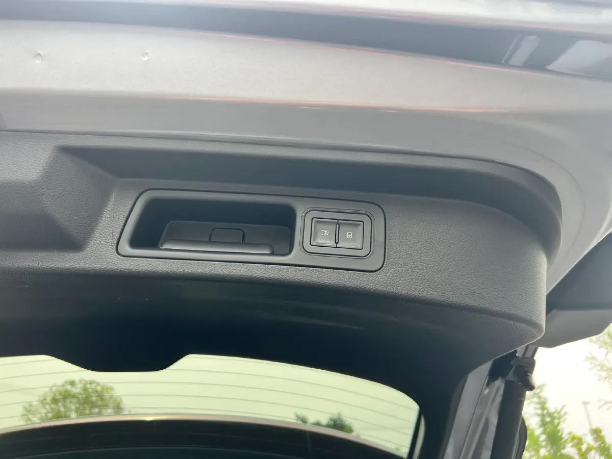 2025 BYD Song Plus 1.5L 101HP L4 E-CVT PHEV 18.3KWH,autocango,china used car exporter,china ev exporter,chinese used car exporter,chinese used ev exporter