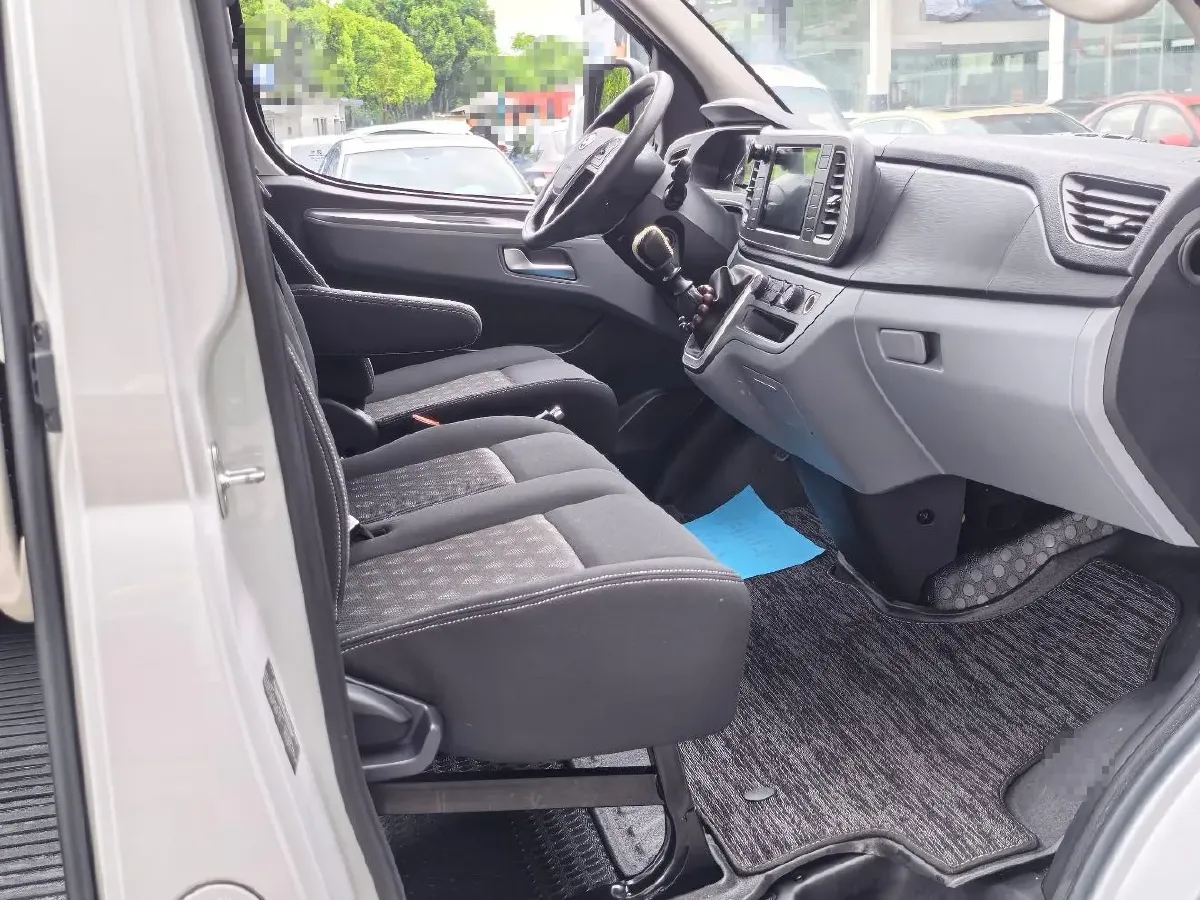 2024 MAXUS XinTu V80 2.0T 147HP L4 6SMG,autocango,china used car exporter,china ev exporter,chinese used car exporter,chinese used ev exporter