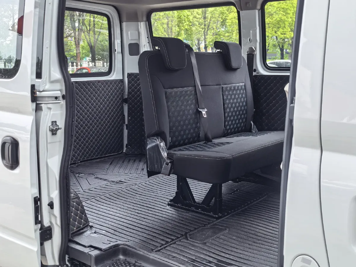 2024 MAXUS XinTu V80 2.0T 147HP L4 6SMG,autocango,china used car exporter,china ev exporter,chinese used car exporter,chinese used ev exporter