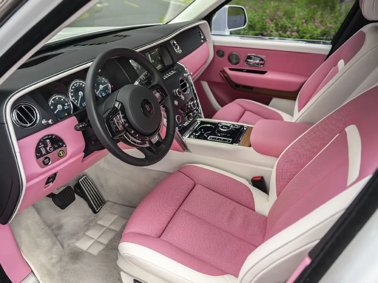 2024 Rolls-Royce Cullinan 6.7T 571HP V12 8AT,autocango,china used car exporter,china ev exporter,chinese used car exporter,chinese used ev exporter