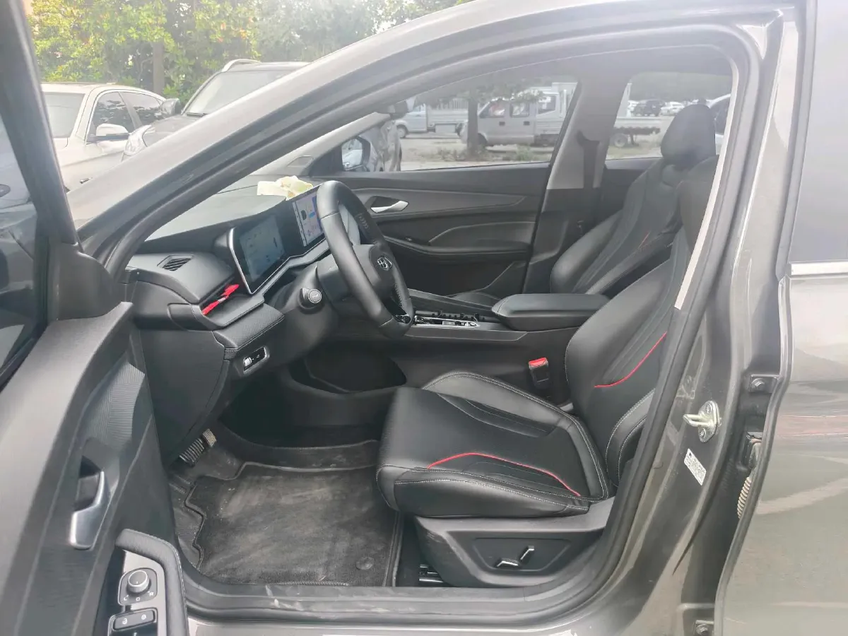 2022 Geely Binray 1.5T 181HP L4 7DCT,autocango,china used car exporter,china ev exporter,chinese used car exporter,chinese used ev exporter