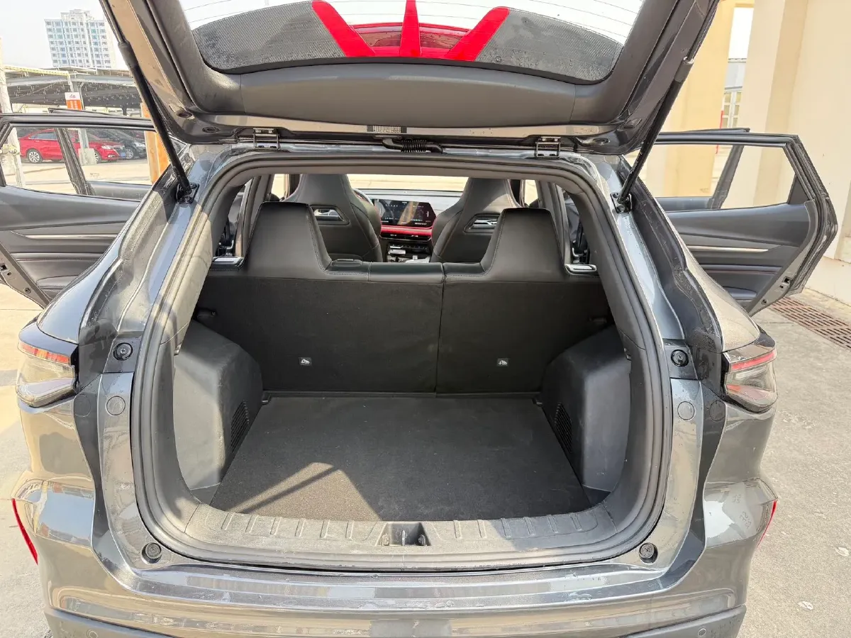 2024 ChangAn X5 PLUS 1.5T 188HP L4 7DCT,autocango,china used car exporter,china ev exporter,chinese used car exporter,chinese used ev exporter