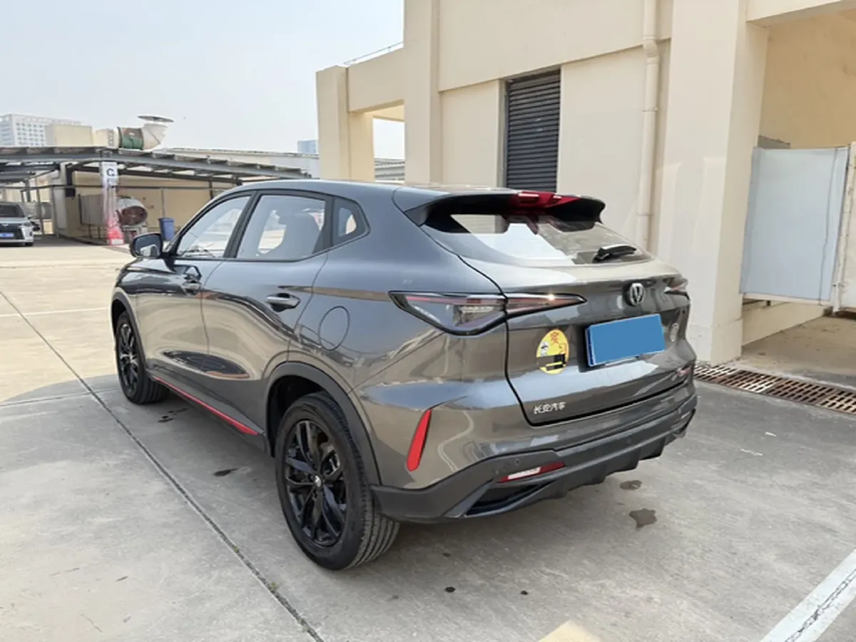 2024 ChangAn X5 PLUS 1.5T 188HP L4 7DCT,autocango,china used car exporter,china ev exporter,chinese used car exporter,chinese used ev exporter