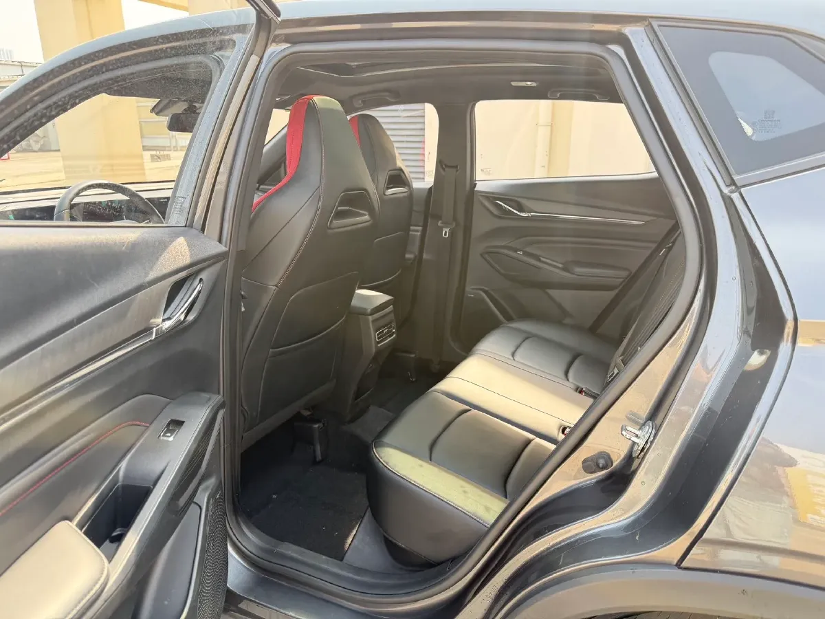 2024 ChangAn X5 PLUS 1.5T 188HP L4 7DCT,autocango,china used car exporter,china ev exporter,chinese used car exporter,chinese used ev exporter