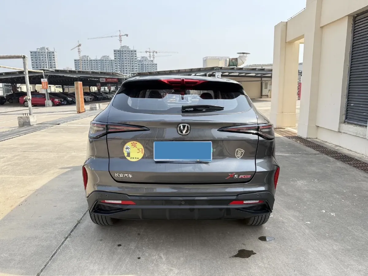 2024 ChangAn X5 PLUS 1.5T 188HP L4 7DCT,autocango,china used car exporter,china ev exporter,chinese used car exporter,chinese used ev exporter