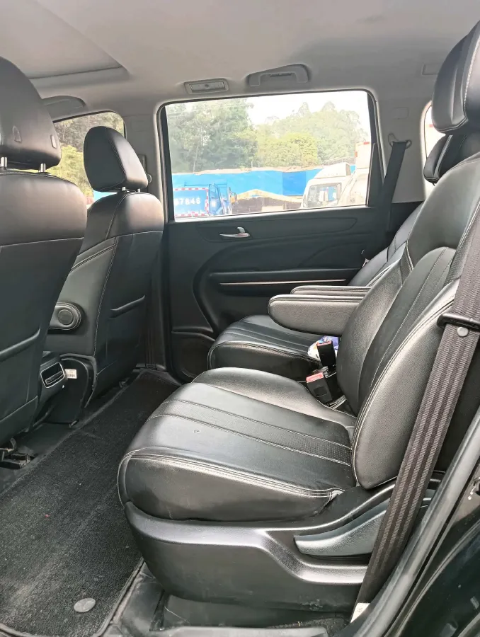 2021 GAC Trumpchi M6 1.5T 169HP L4 7DCT,autocango,china used car exporter,china ev exporter,chinese used car exporter,chinese used ev exporter