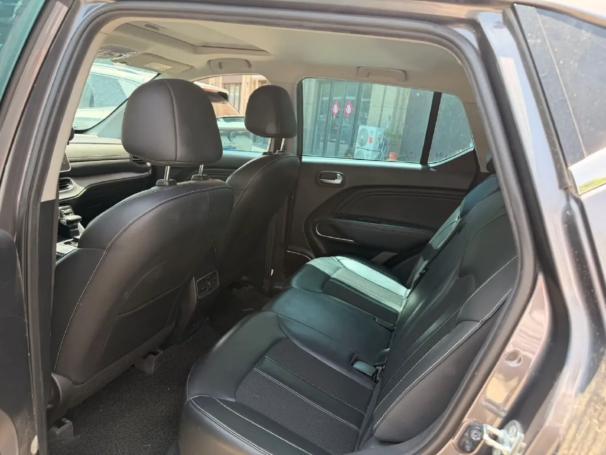 2021 GAC Trumpchi GS3 1.5T 169HP L4 6AT,autocango,china used car exporter,china ev exporter,chinese used car exporter,chinese used ev exporter