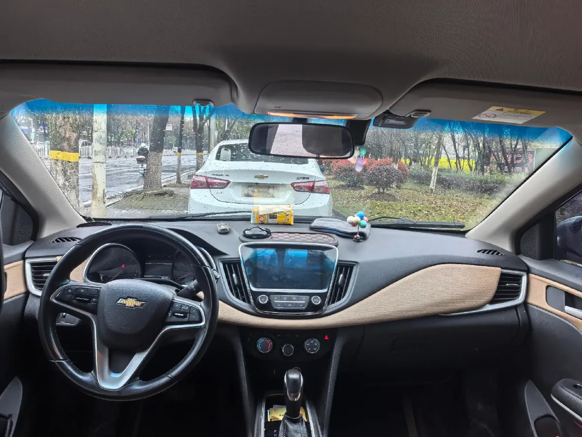 2020 Chevrolet Monza 1.5L 113HP L4 6AT,autocango,china used car exporter,china ev exporter,chinese used car exporter,chinese used ev exporter