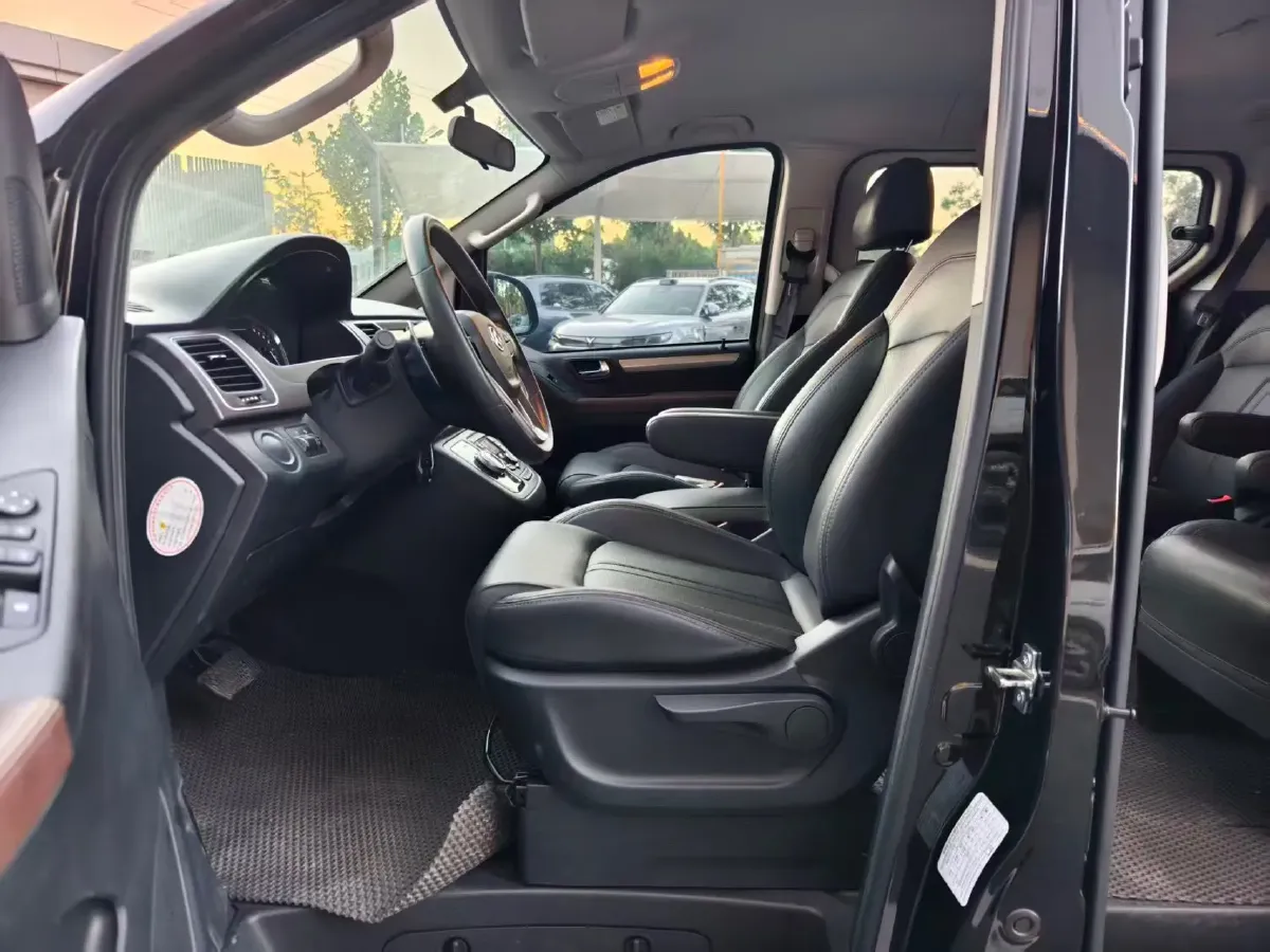2022 MAXUS G10 2.0T 224HP L4 8AT,autocango,china used car exporter,china ev exporter,chinese used car exporter,chinese used ev exporter