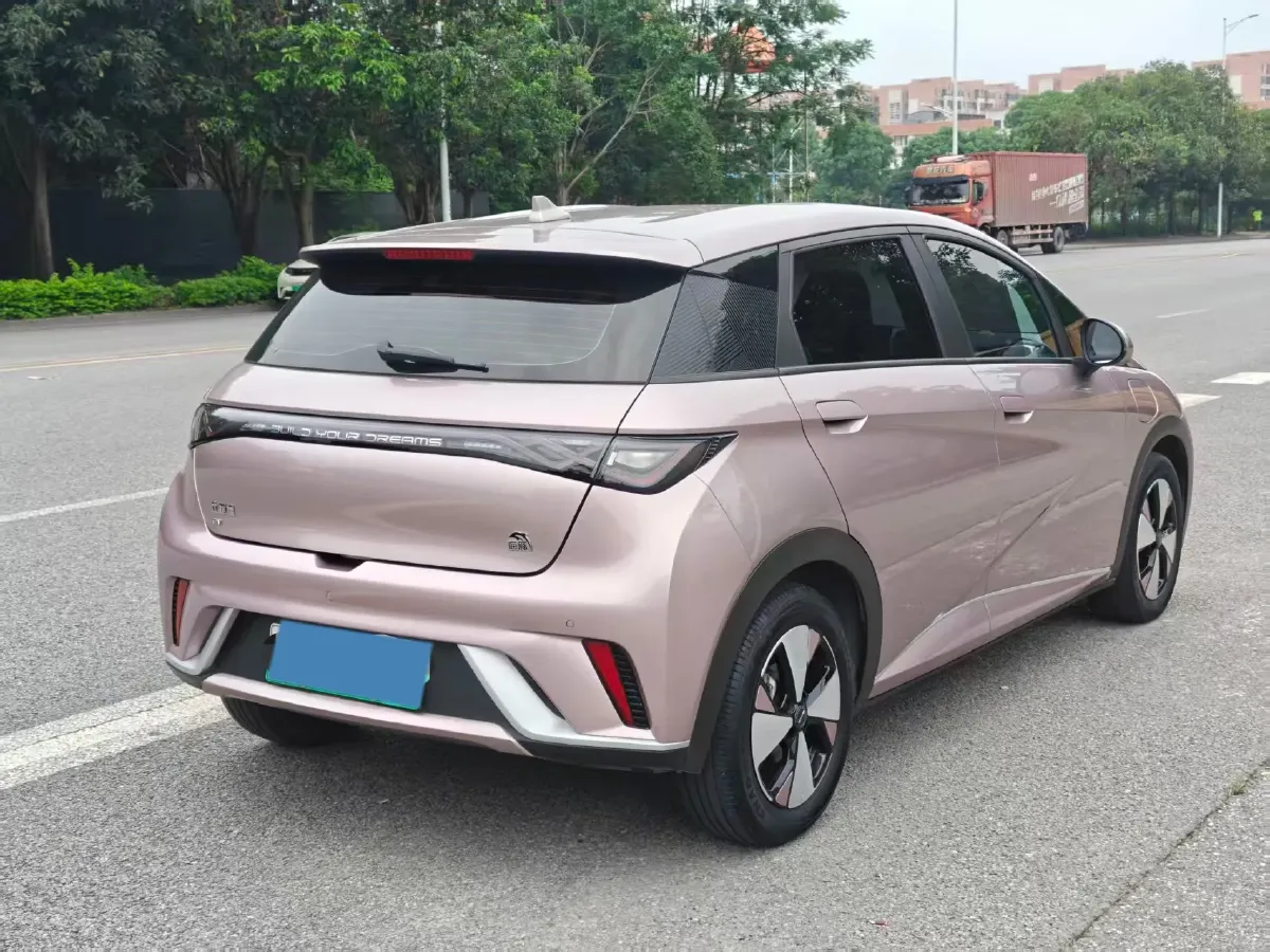 2021 Ford Escort 1.5L 122HP L3 6AT,autocango,china used car exporter,china ev exporter,chinese used car exporter,chinese used ev exporter