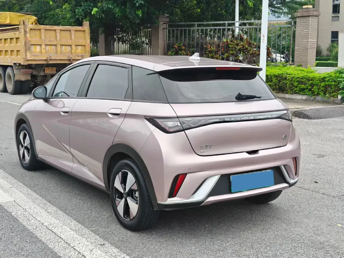 2021 Ford Escort 1.5L 122HP L3 6AT,autocango,china used car exporter,china ev exporter,chinese used car exporter,chinese used ev exporter