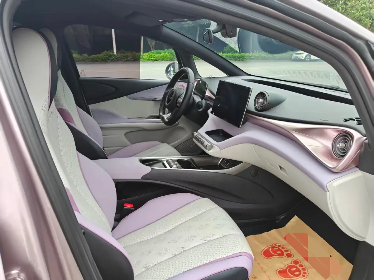 2021 Ford Escort 1.5L 122HP L3 6AT,autocango,china used car exporter,china ev exporter,chinese used car exporter,chinese used ev exporter