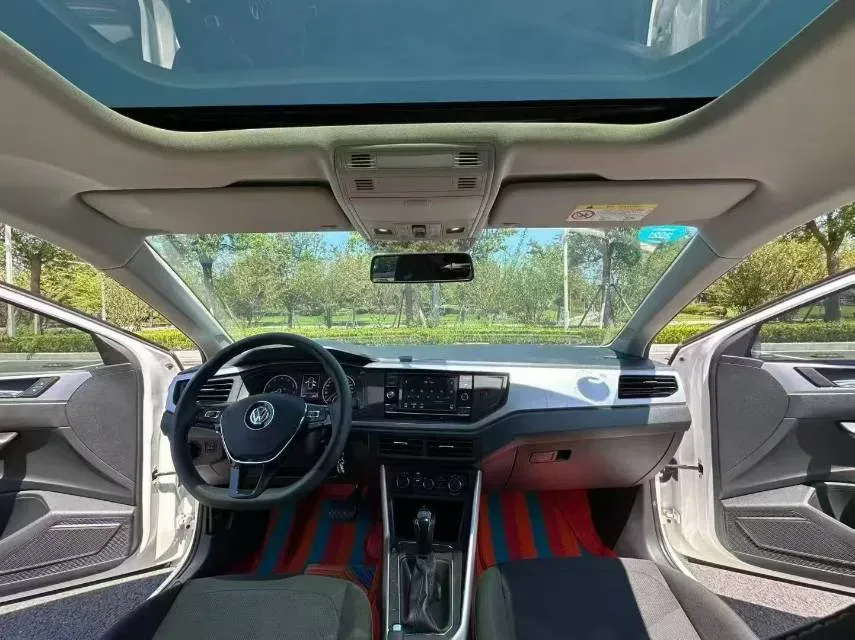 2019 Volkswagen Polo 1.5L 113HP L4 6AT,autocango,china used car exporter,china ev exporter,chinese used car exporter,chinese used ev exporter