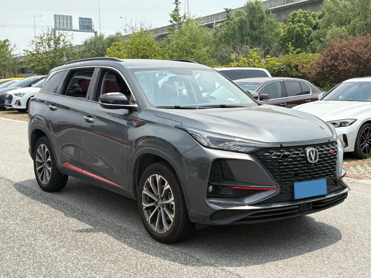 2020 ChangAn CS75 Plus 2.0T 233HP L4 8AT,autocango,china used car exporter,china ev exporter,chinese used car exporter,chinese used ev exporter