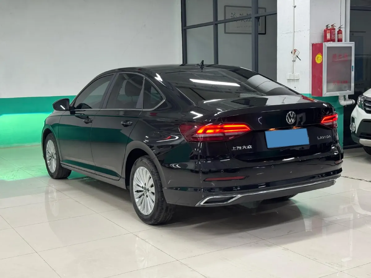 2021 Volkswagen Lavida 1.5L 113HP L4 6AT,autocango,china used car exporter,china ev exporter,chinese used car exporter,chinese used ev exporter