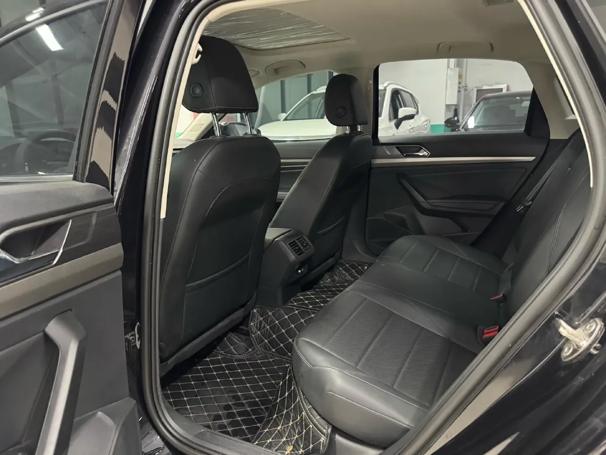 2021 Volkswagen Lavida 1.5L 113HP L4 6AT,autocango,china used car exporter,china ev exporter,chinese used car exporter,chinese used ev exporter