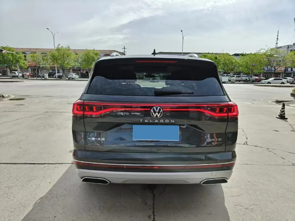 2021 Volkswagen Talagon 2.0T 220HP L4 7DCT,autocango,china used car exporter,china ev exporter,chinese used car exporter,chinese used ev exporter