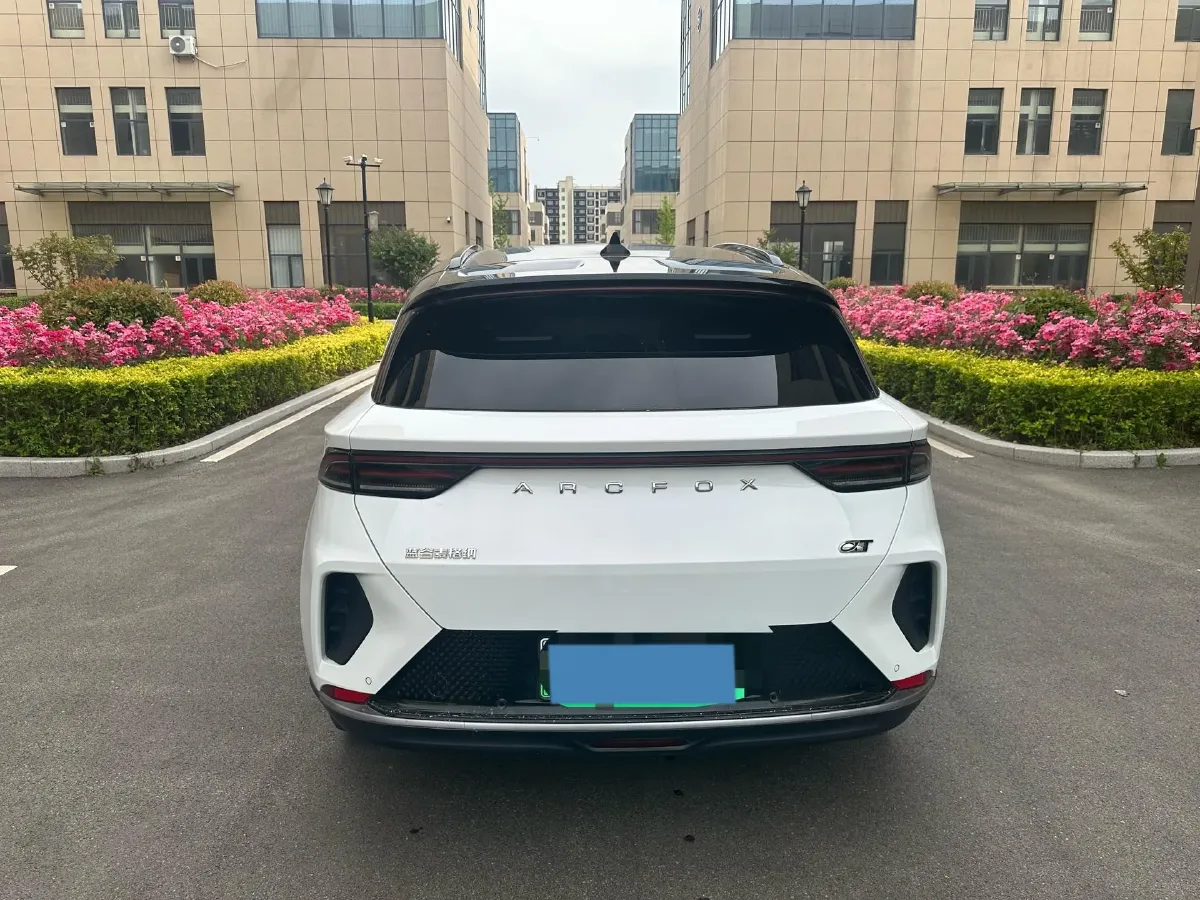 2022 ARCFOX αT BEV 94.5KWH,autocango,china used car exporter,china ev exporter,chinese used car exporter,chinese used ev exporter