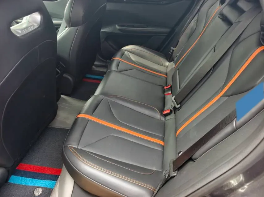 2024 ChangAn UNI-V 1.5T 188HP L4 7DCT,autocango,china used car exporter,china ev exporter,chinese used car exporter,chinese used ev exporter