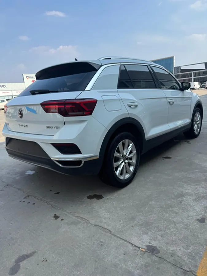 2021 Volkswagen T-Roc 1.4T 150HP L4 7DCT,autocango,china used car exporter,china ev exporter,chinese used car exporter,chinese used ev exporter