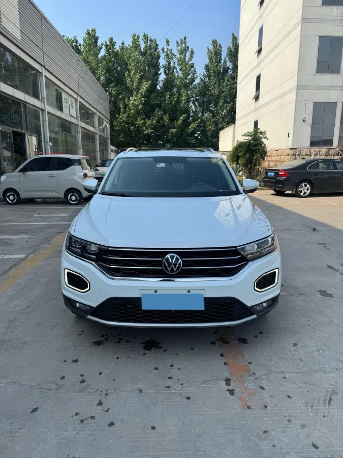 2021 Volkswagen T-Roc 1.4T 150HP L4 7DCT,autocango,china used car exporter,china ev exporter,chinese used car exporter,chinese used ev exporter