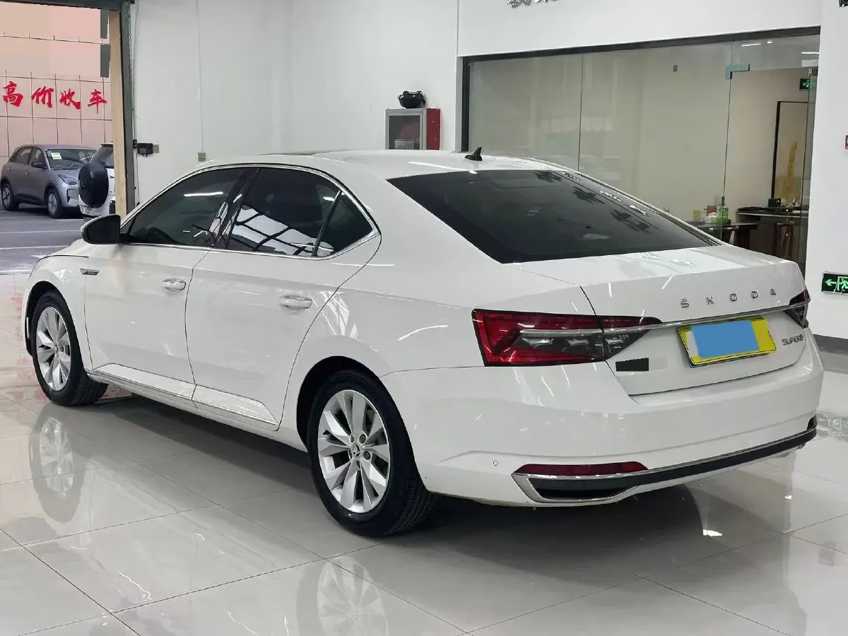 2019 Skoda Octavia 1.5L 116HP L4 6AT,autocango,china used car exporter,china ev exporter,chinese used car exporter,chinese used ev exporter