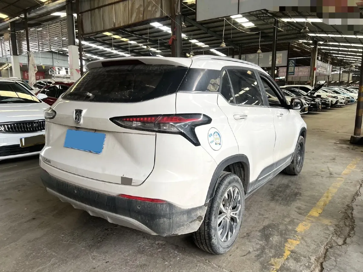 2019 BaoJun 730 1.5L 105HP L4 6MT,autocango,china used car exporter,china ev exporter,chinese used car exporter,chinese used ev exporter