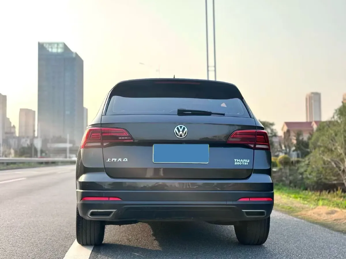 2019 MINI MINI 1.5T 102HP L3 7DCT,autocango,china used car exporter,china ev exporter,chinese used car exporter,chinese used ev exporter