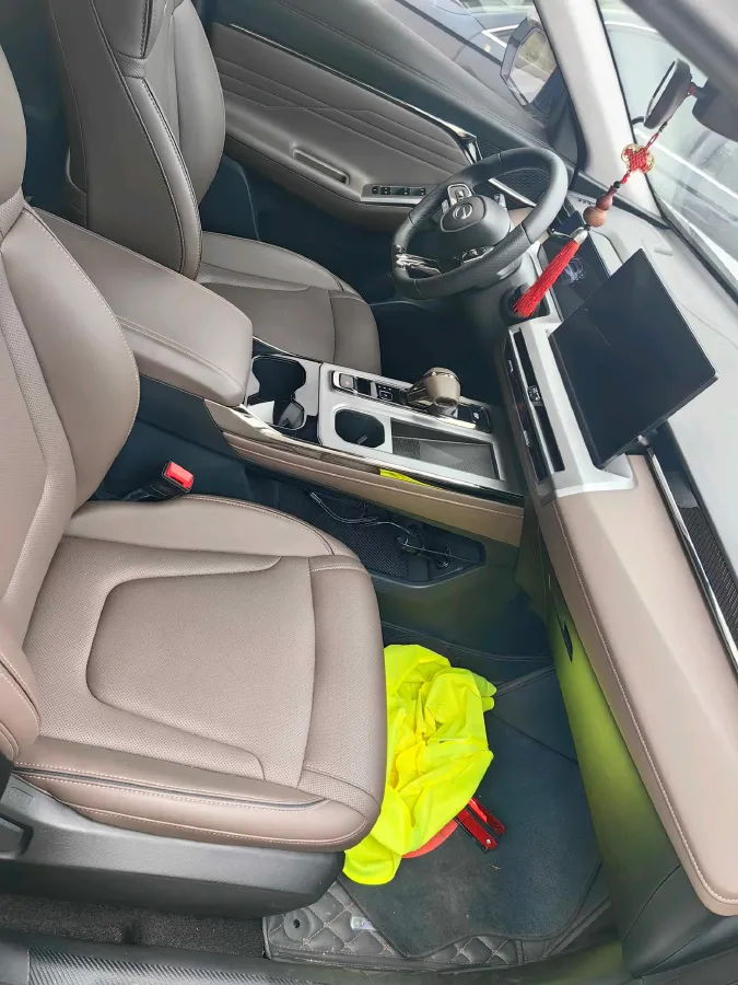 2024 GAC Trumpchi GS4 1.5T 177HP L4 7DCT,autocango,china used car exporter,china ev exporter,chinese used car exporter,chinese used ev exporter