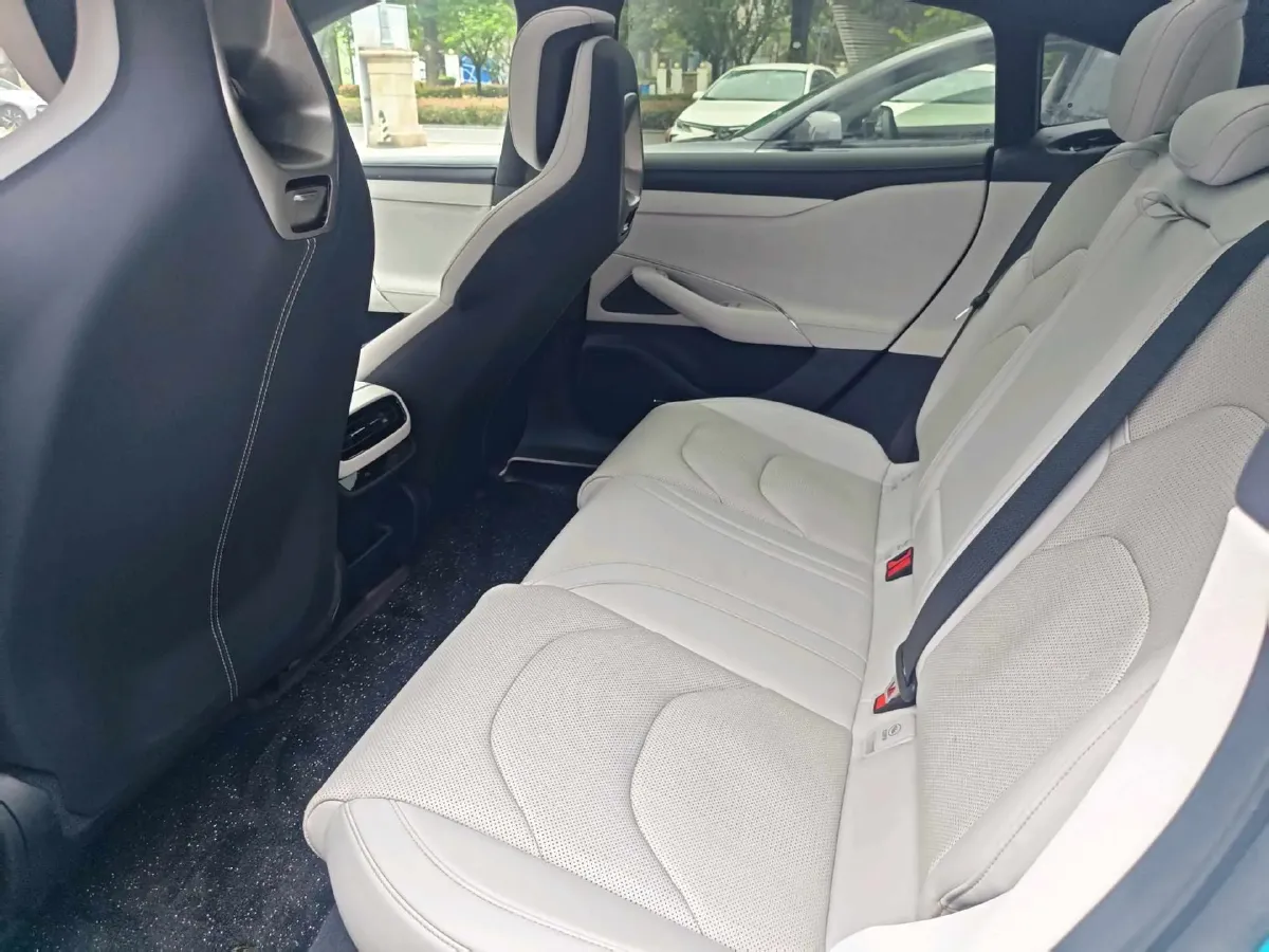 2024 MI SU7 BEV 101KWH,autocango,china used car exporter,china ev exporter,chinese used car exporter,chinese used ev exporter