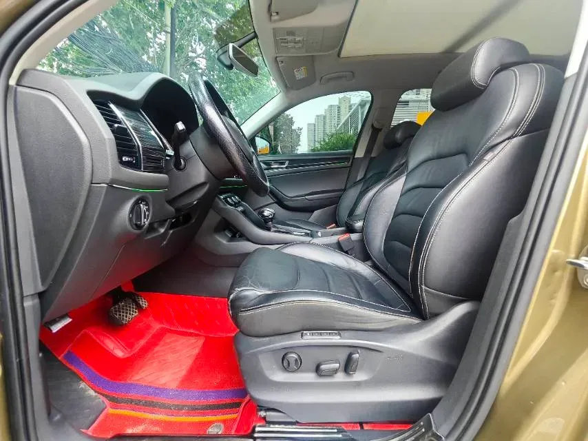 2017 Skoda Kodiak 1.8T 180HP L4 7DCT,autocango,china used car exporter,china ev exporter,chinese used car exporter,chinese used ev exporter