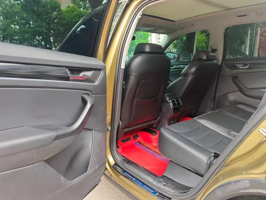 2017 Skoda Kodiak 1.8T 180HP L4 7DCT,autocango,china used car exporter,china ev exporter,chinese used car exporter,chinese used ev exporter