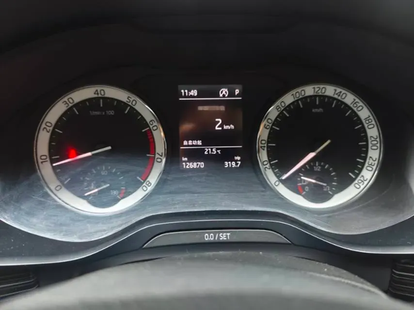 2017 Skoda Kodiak 1.8T 180HP L4 7DCT,autocango,china used car exporter,china ev exporter,chinese used car exporter,chinese used ev exporter