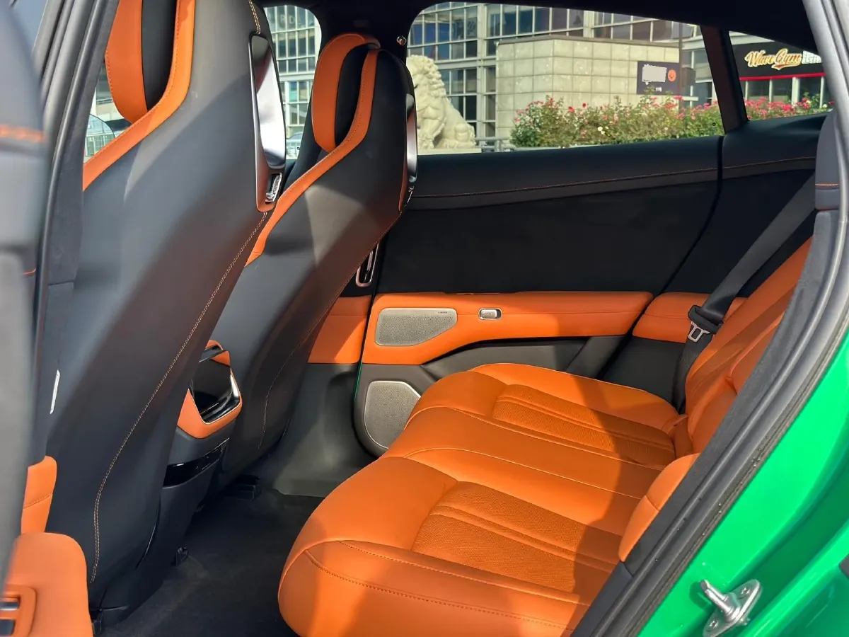 2025 MI YU7 BEV 101.7KWH,autocango,china used car exporter,china ev exporter,chinese used car exporter,chinese used ev exporter