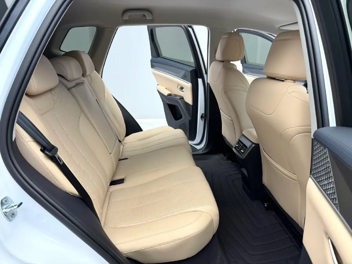 2025 BYD Song Pro 1.5L 101HP L4 E-CVT PHEV 12.9KWH,autocango,china used car exporter,china ev exporter,chinese used car exporter,chinese used ev exporter