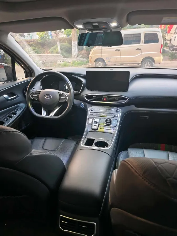 2023 Hyundai Santafe 2.0T 230HP L4 8AT,autocango,china used car exporter,china ev exporter,chinese used car exporter,chinese used ev exporter