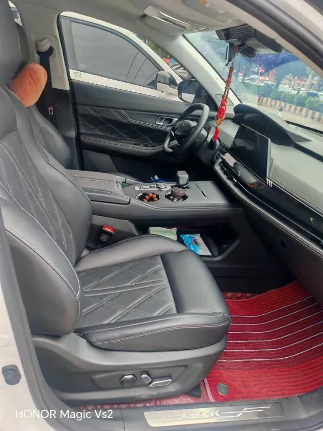 2023 ChangAn UNI-K iDD 1.5T 170HP L4 6TCT PHEV 28.39KWH,autocango,china used car exporter,china ev exporter,chinese used car exporter,chinese used ev exporter