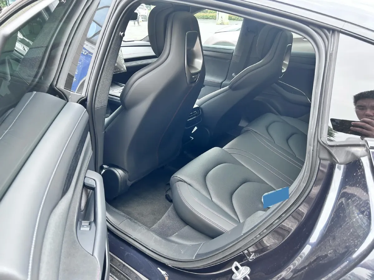 2024 MI SU7 BEV 73.6KWH,autocango,china used car exporter,china ev exporter,chinese used car exporter,chinese used ev exporter