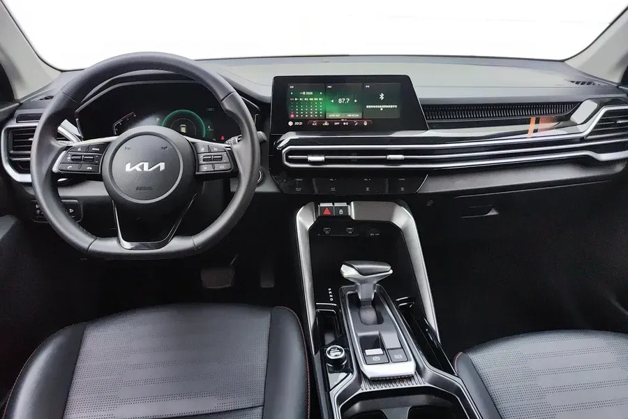 2021 Kia Sportage R 2.0L 161HP L4 6AT,autocango,china used car exporter,china ev exporter,chinese used car exporter,chinese used ev exporter