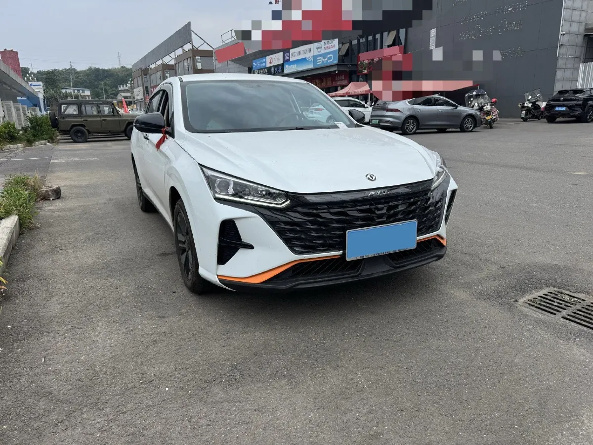 2023 DongFeng Aeolus YiXuan 1.5L 125HP L4 6DCT,autocango,china used car exporter,china ev exporter,chinese used car exporter,chinese used ev exporter