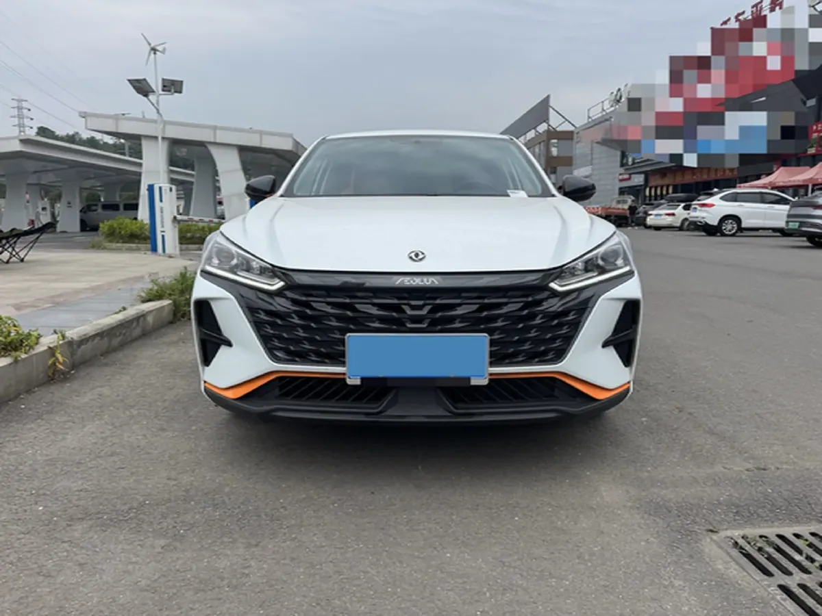 2023 DongFeng Aeolus YiXuan 1.5L 125HP L4 6DCT,autocango,china used car exporter,china ev exporter,chinese used car exporter,chinese used ev exporter